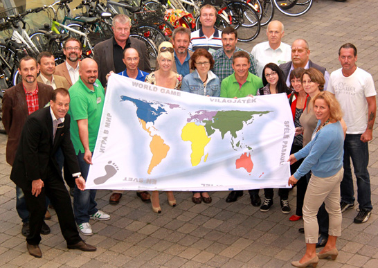 Ein kleiner Teil der Klima-Energie-Coaches beim Gruppenbild nach der ersten KEC-Schulung © Landespressedienst Ein kleiner Teil der Klima-Energie-Coaches beim Gruppenbild nach der ersten KEC-Schulung © Landespressedienst